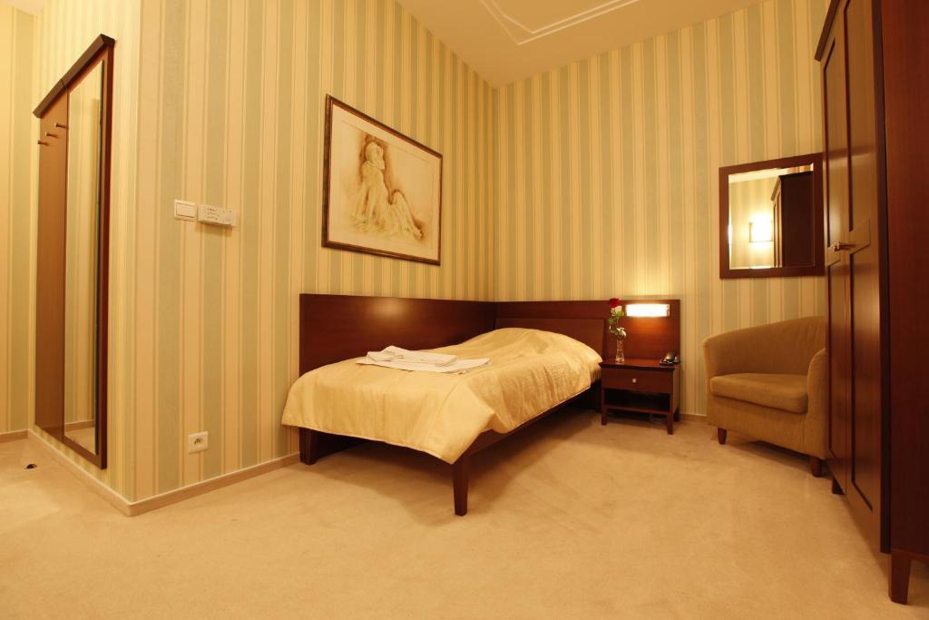 Hotel Sandor Pavillon Piest'any Phòng bức ảnh