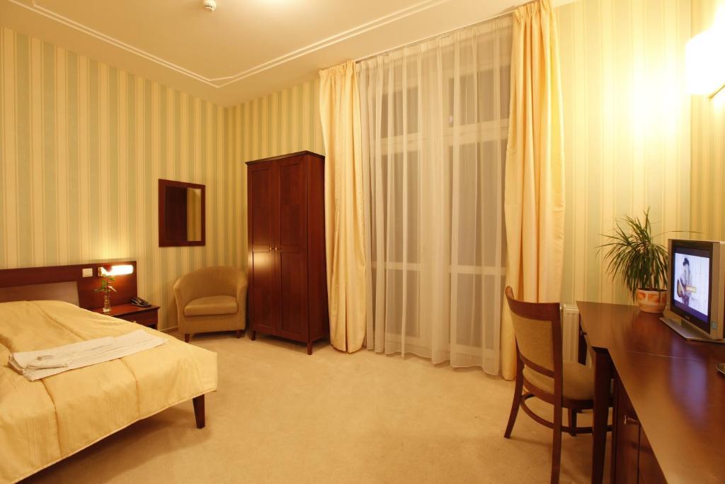 Hotel Sandor Pavillon Piest'any Phòng bức ảnh