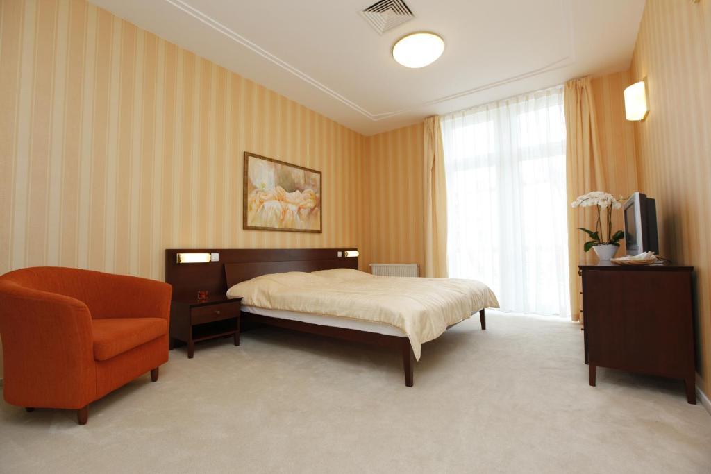 Hotel Sandor Pavillon Piest'any Phòng bức ảnh