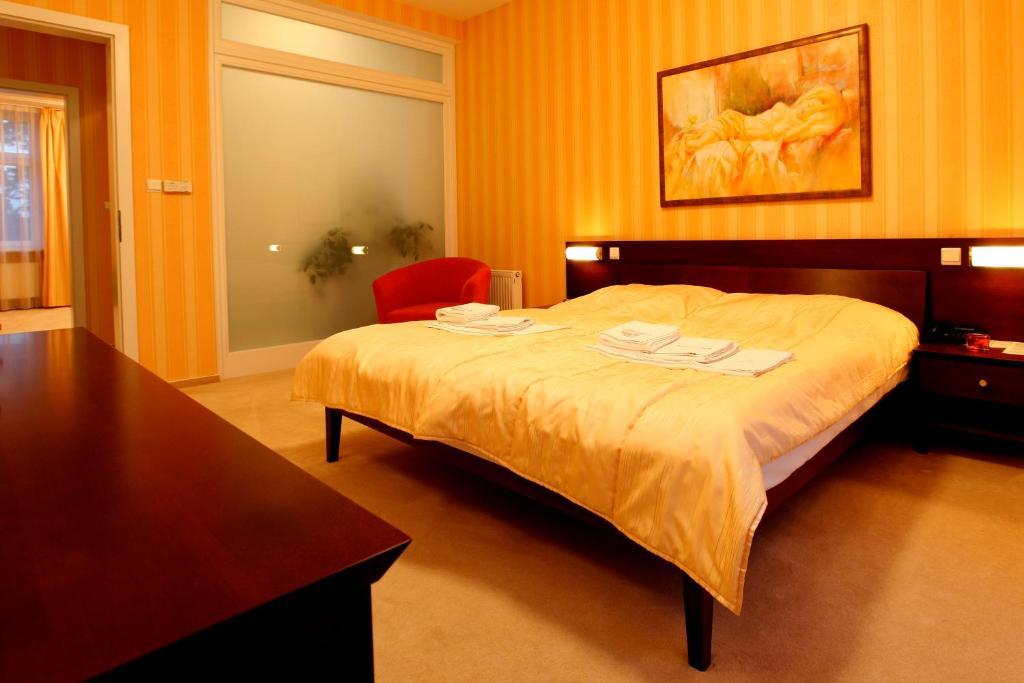 Hotel Sandor Pavillon Piest'any Ngoại thất bức ảnh