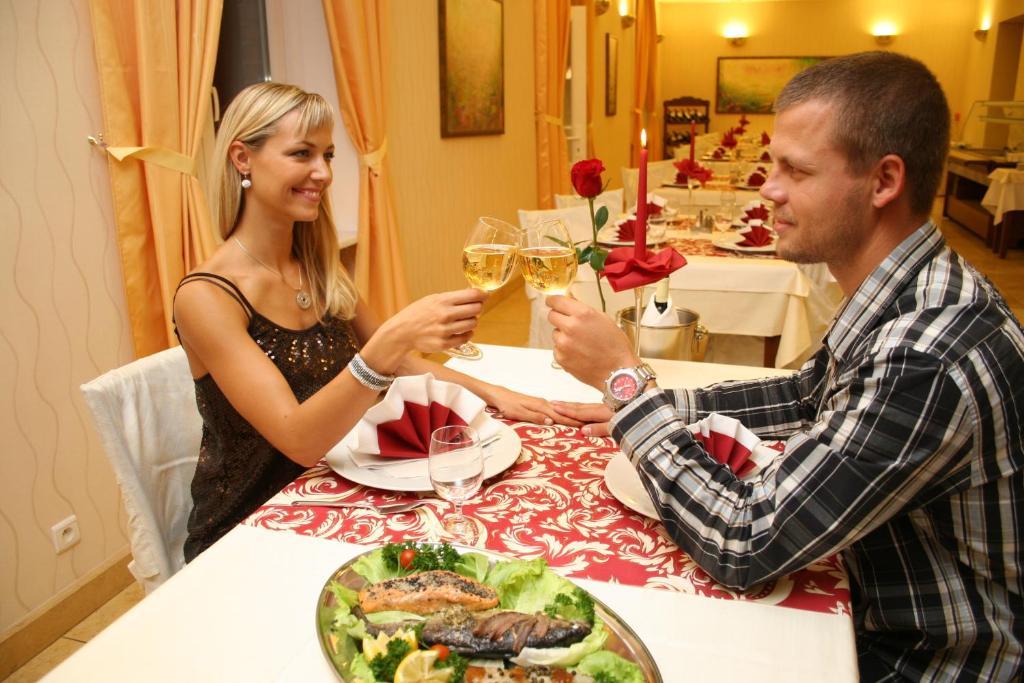 Hotel Sandor Pavillon Piest'any Ngoại thất bức ảnh