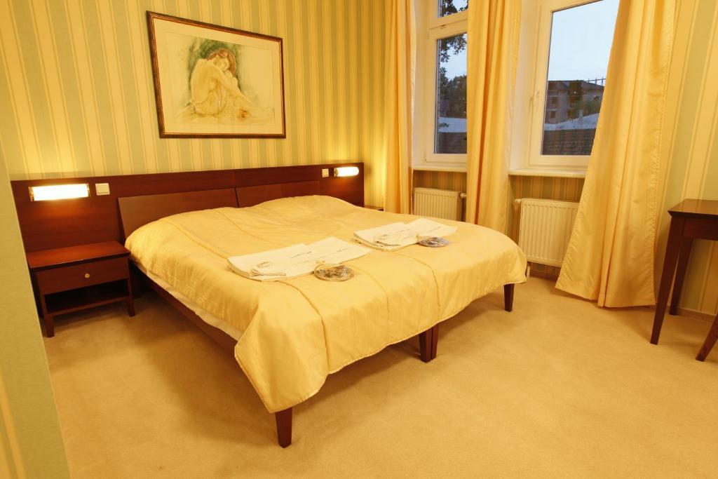 Hotel Sandor Pavillon Piest'any Ngoại thất bức ảnh